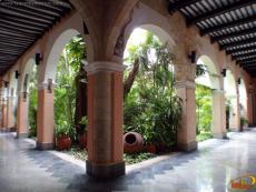 Patio interior (actaulmente es un Banco)