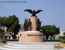 Explanada de los Niños Héroes en Mérida, Yucatán