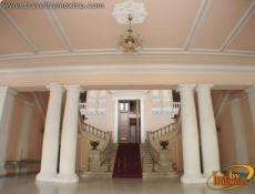 Its architecture possesses qualities similar to European theaters; elegant and classic