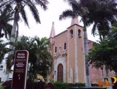 Parque y Templo de Santa Ana, Mérida